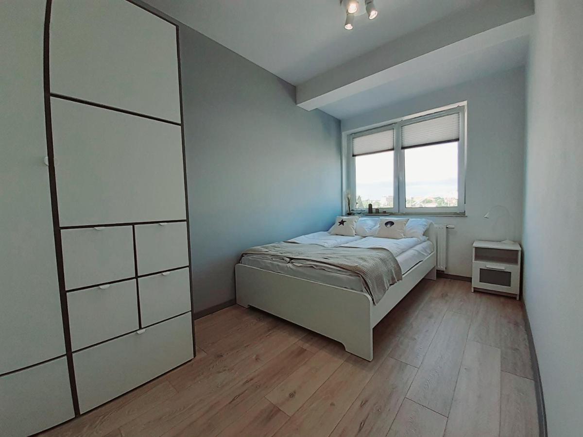 Apartament Kapitanski Mostek 17A Z Widokiem Na Port I Latarnie Morska Oraz Garazem Apartment Kolobrzeg Ngoại thất bức ảnh