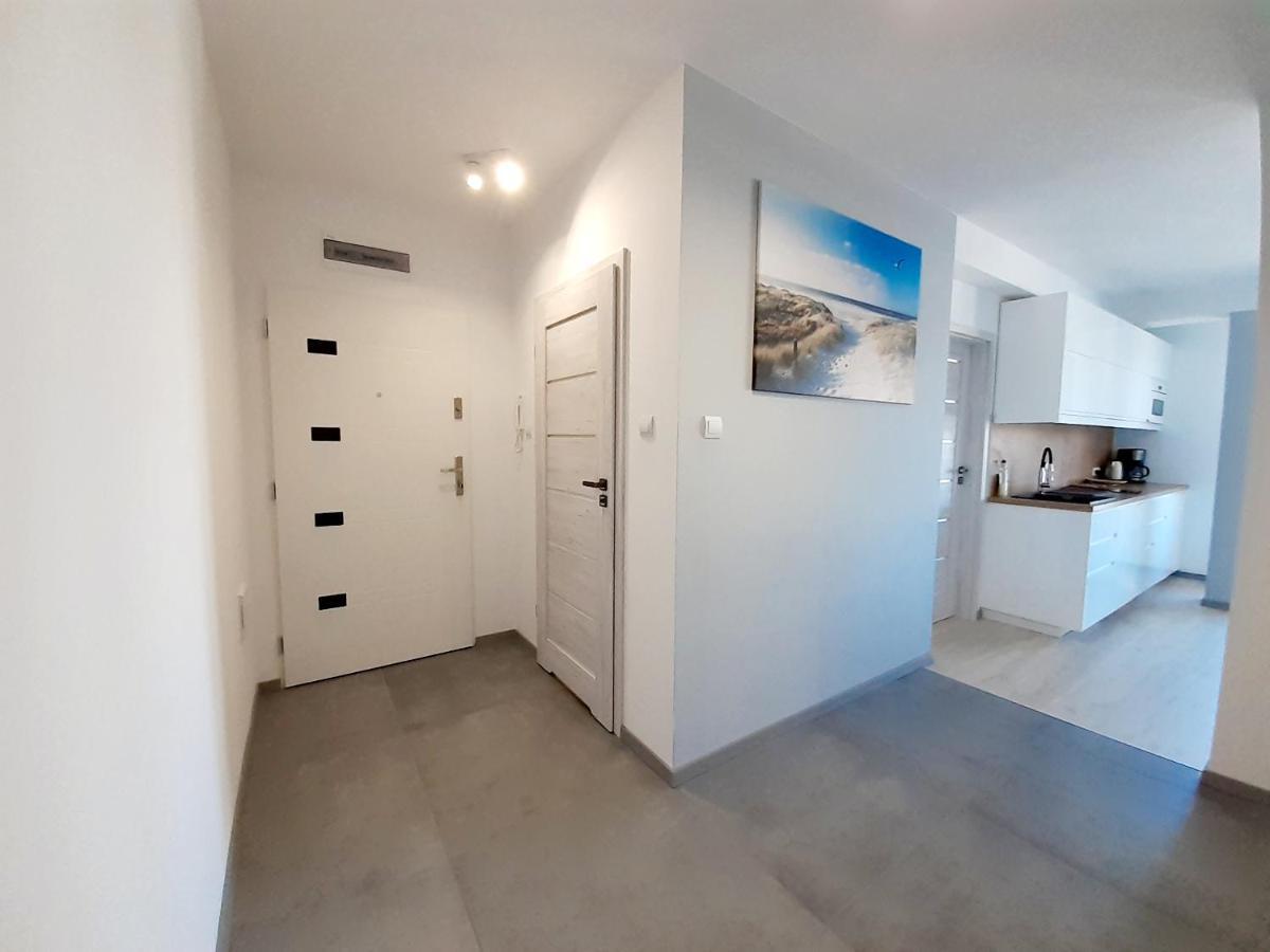 Apartament Kapitanski Mostek 17A Z Widokiem Na Port I Latarnie Morska Oraz Garazem Apartment Kolobrzeg Ngoại thất bức ảnh